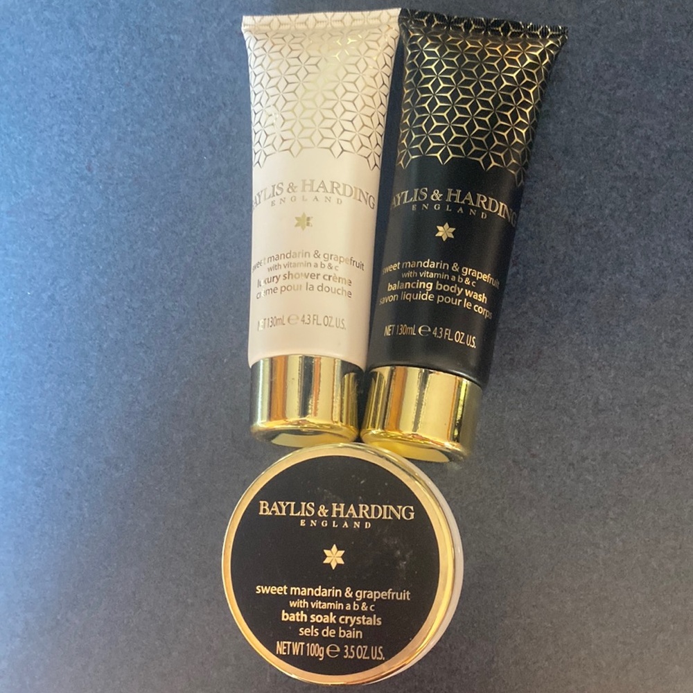 Body wash and bath salts